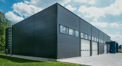 картинка-ссылка на статью: Как выбрать кровлю для ангара в Приобье?